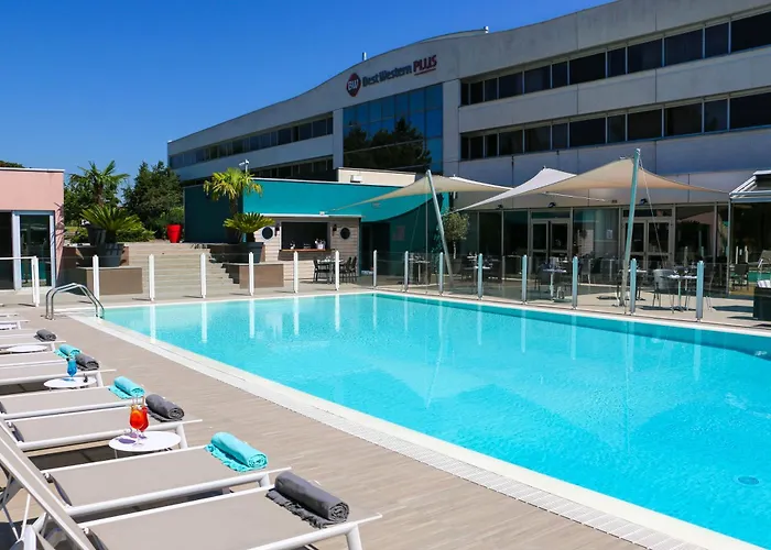 Best Western Plus Hotel Admiral La Tour-de-Salvagny