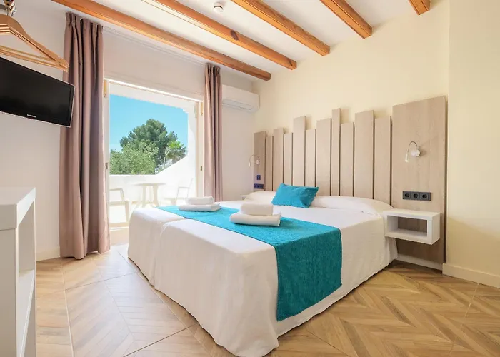 Azuline Apartamentos Can Sanso