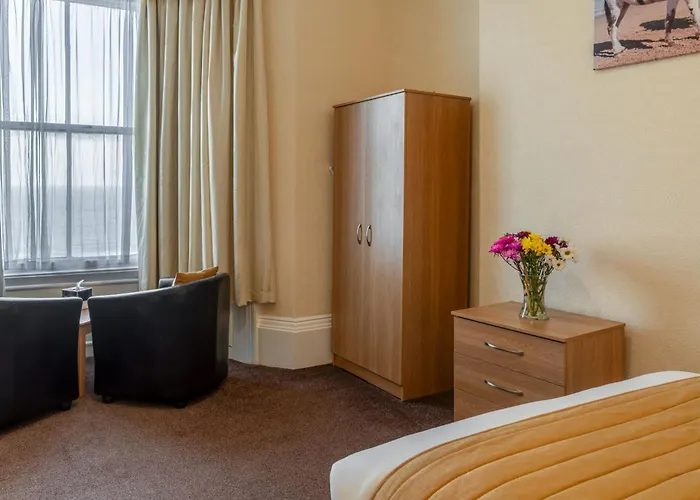Clifton Hotel