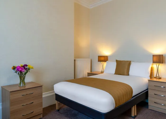 Clifton Hotel