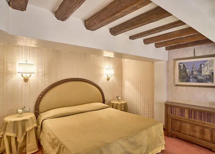 Hotel Palazzo Stern