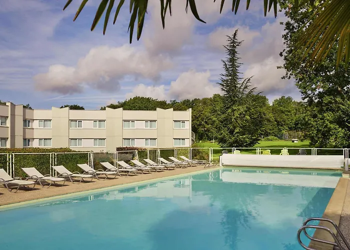 Novotel Fontainebleau Ury