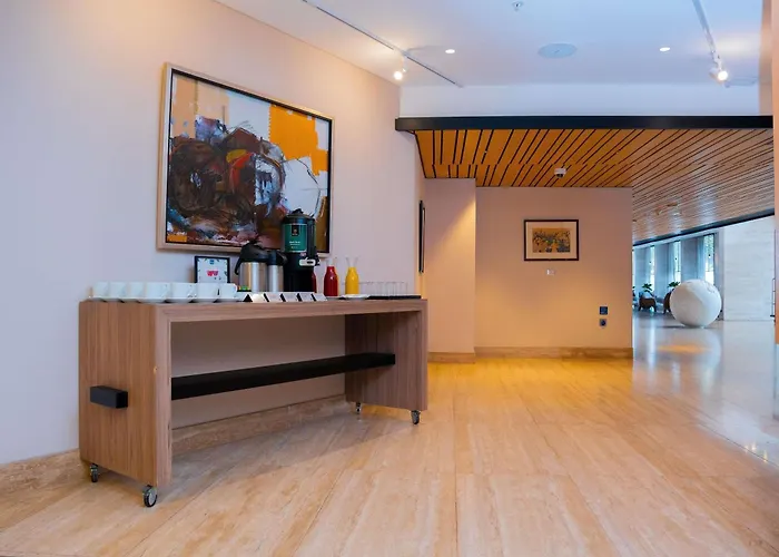 Pullman Vina Del Mar San Martin