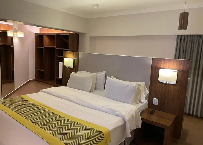 Oasis Plaza Hotel