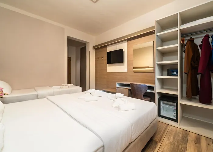 Hotel Aurora