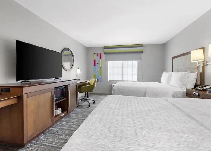 Hampton Inn