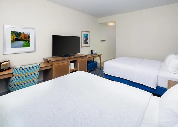 Hampton Inn & Suites- Biltmore Village, Nc