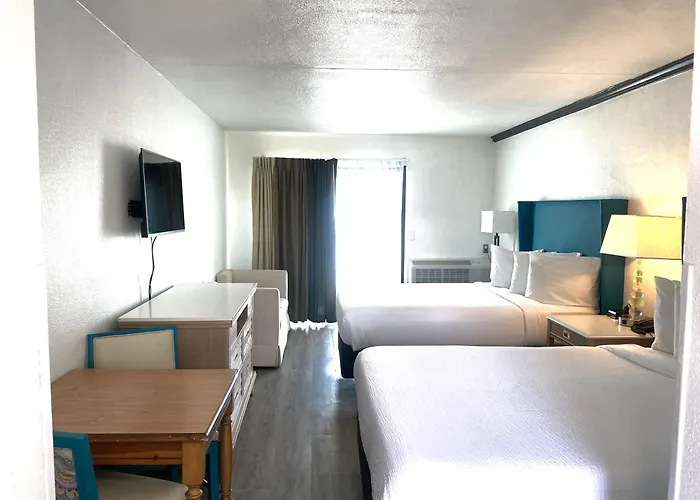 Garden City Inn