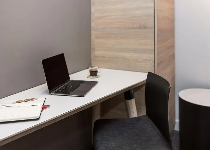 Hôtel Escad Quartier DIX30 Brossard