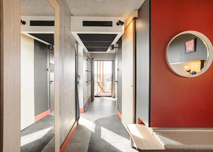 greet Hotel La Rochelle Centre