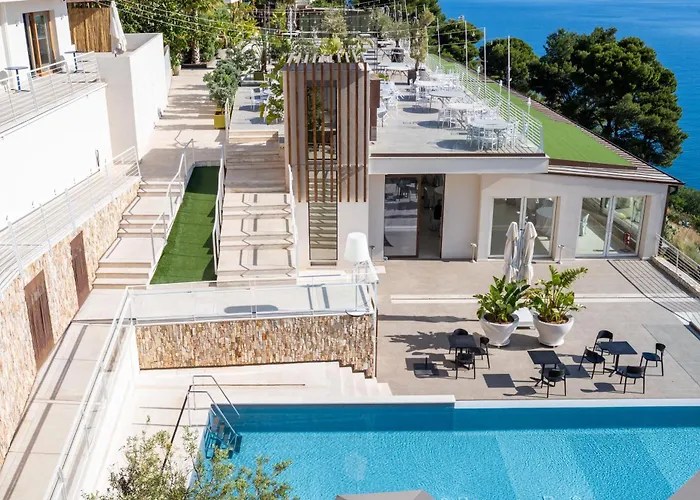 Belvedere Resort