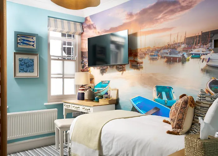 Lyme Regis Dog Friendly Hotels