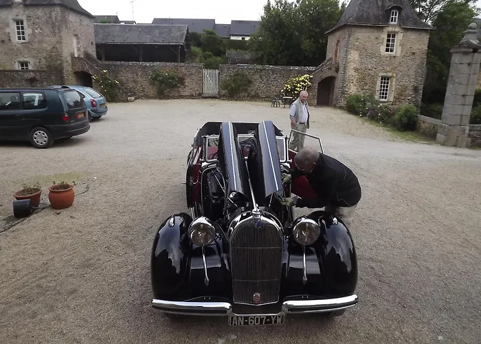 Manoir De Rouessé