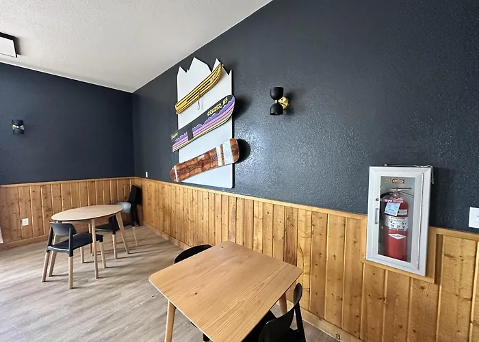 Loge Wolf Creek