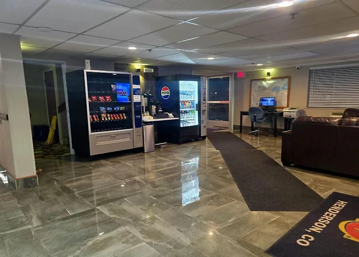Super 8 By Wyndham Henderson North East Denver