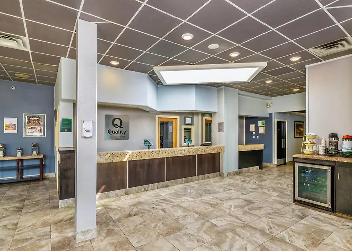 Quality Inn & Suites High Level