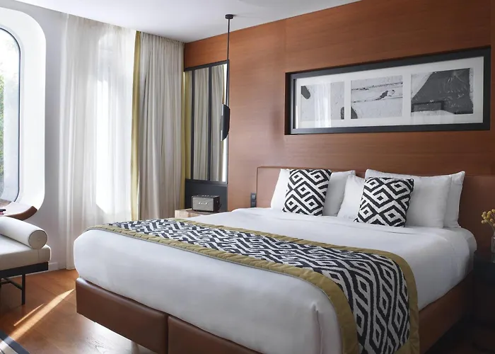 Renaissance Paris Republique Hotel&Spa