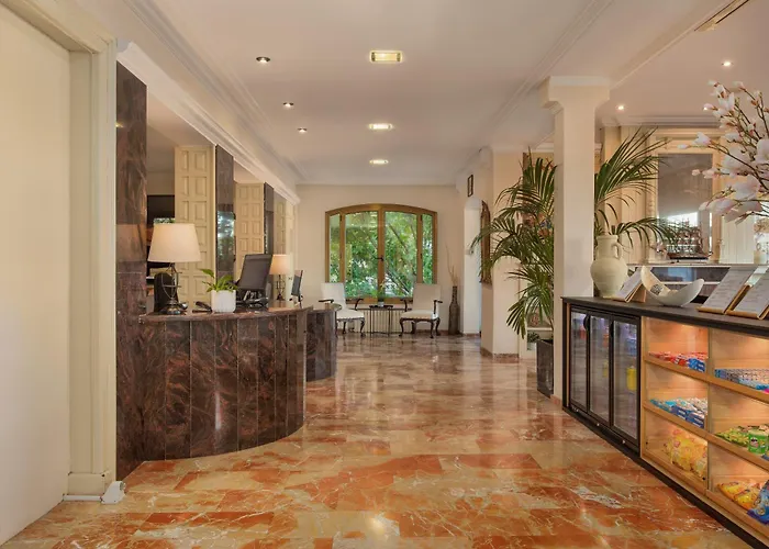 Hotel Montjoi By Brava Hoteles