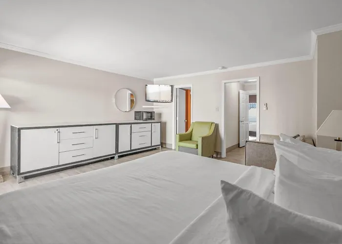 The Sandbar Hotel, Trademark Collection By Wyndham