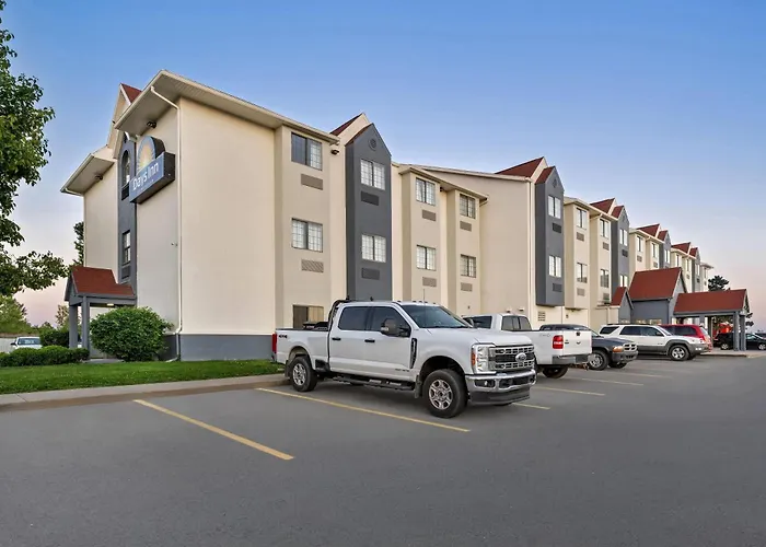Days Inn By Wyndham Near Kansas Speedway