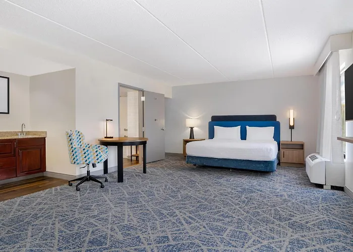 Hampton Inn And Suites Of Lamar