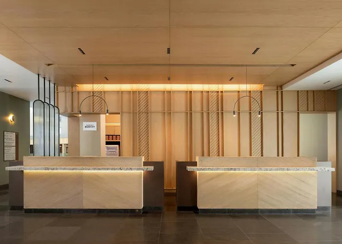 Courtyard By Marriott Mexico City Airport