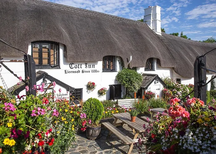 The Cott Inn