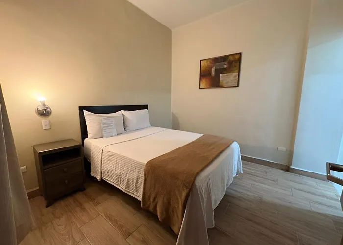 Hotel Plaza del Arco Express