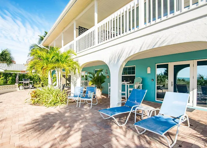 Escape Coastal Resort On Casey Key