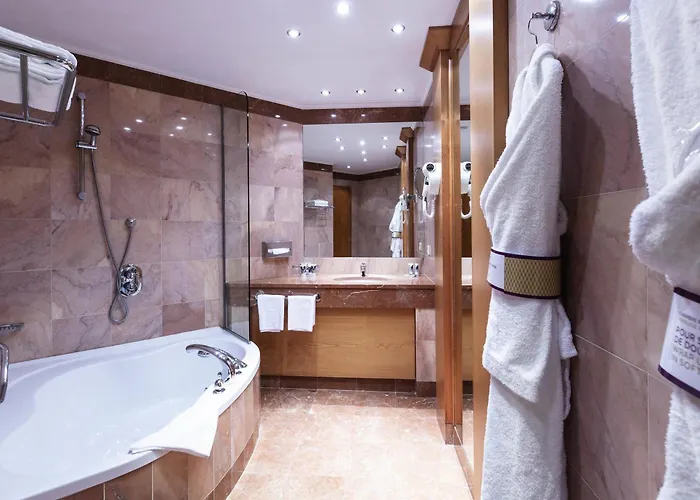 Mercure Luxembourg Kikuoka Golf & Spa Canach