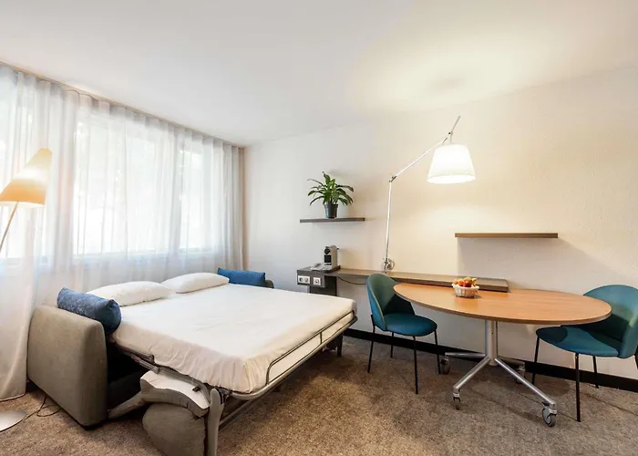 Novotel Suites Centre