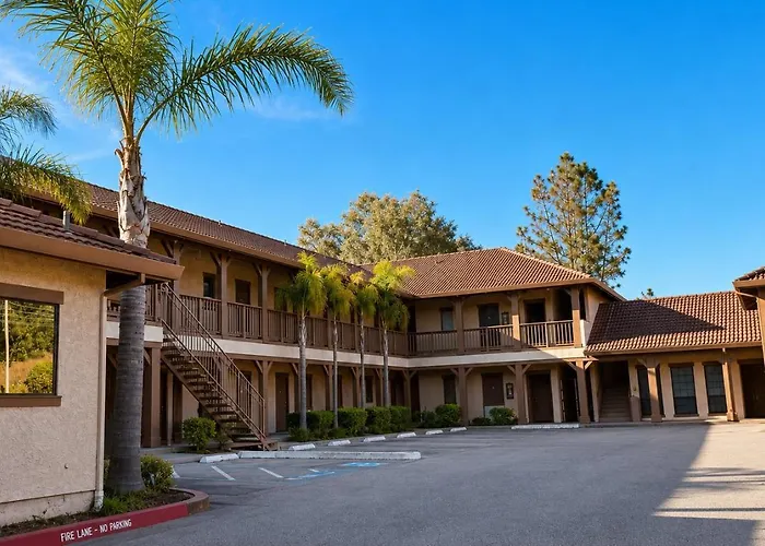 Miramar Inn