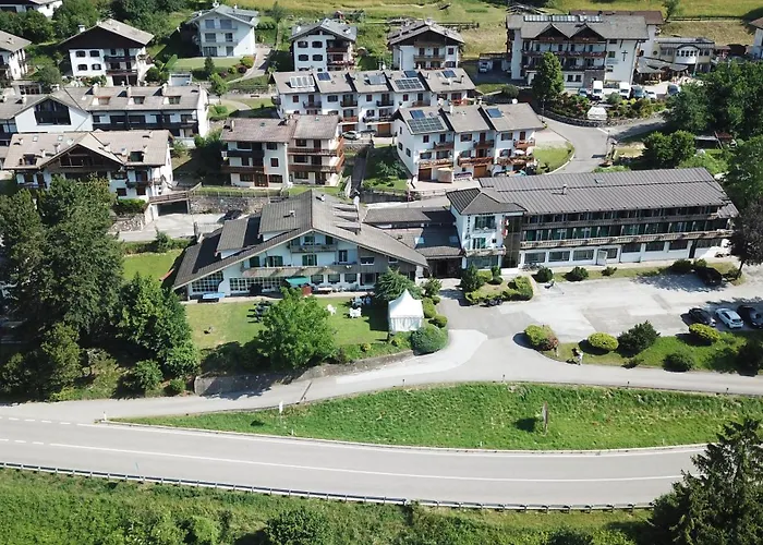 Hotel Regina Delle Dolomiti