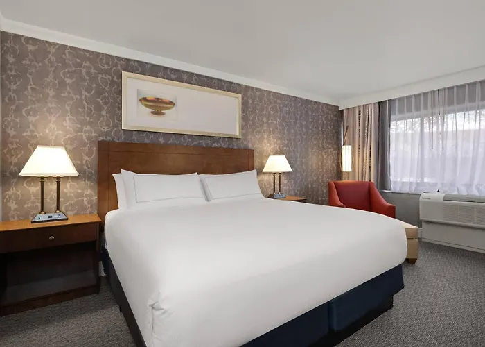 Radisson Corning