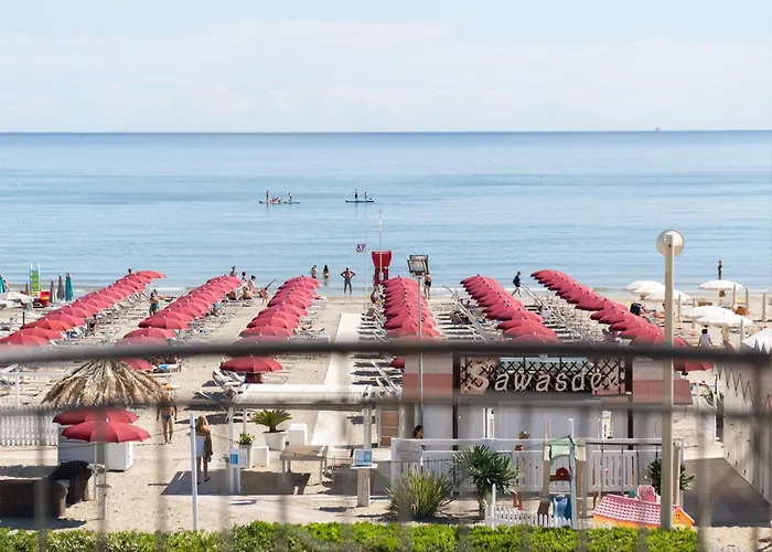 Soraya - Spiaggia Sawasdee With Beach & Parking