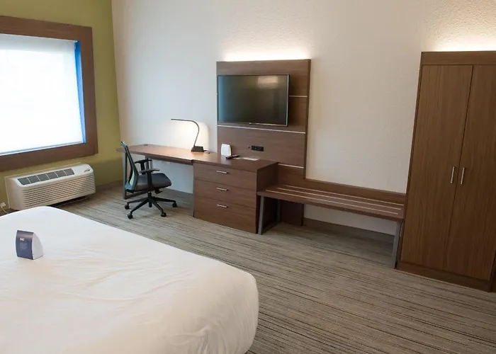 Holiday Inn Express & Suites - Louisville N - Jeffersonville By Ihg