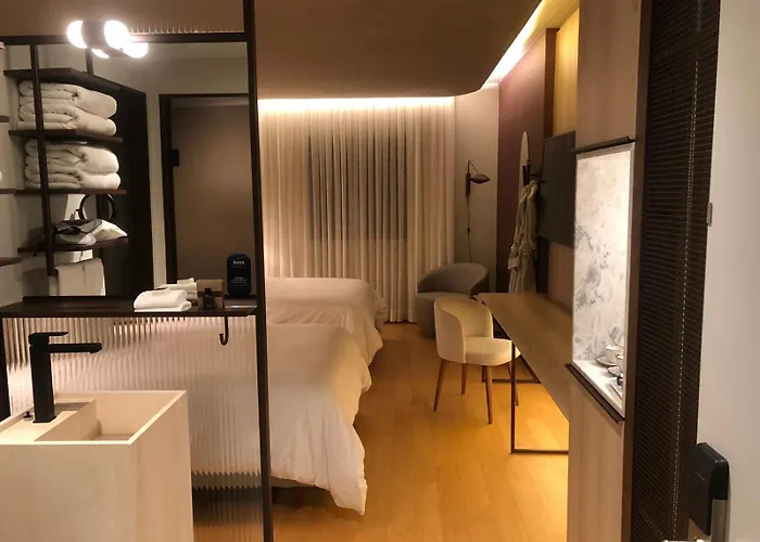 Qoya Hotel Curitiba, Curio Collection By Hilton
