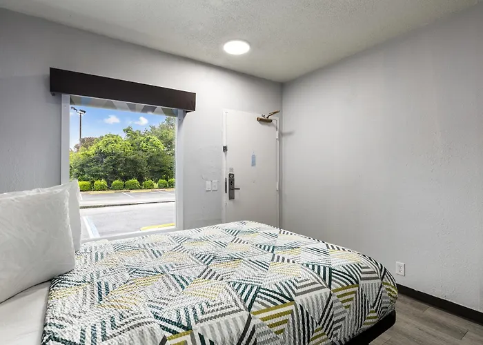 Studio 6 Suites Jacksonville, Nc - Camp Lejeune