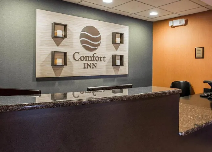 Comfort Inn & Suites Lumberton Central I-95