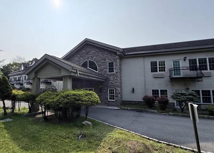 The Willowbrook Golf Hotel At Split Rock