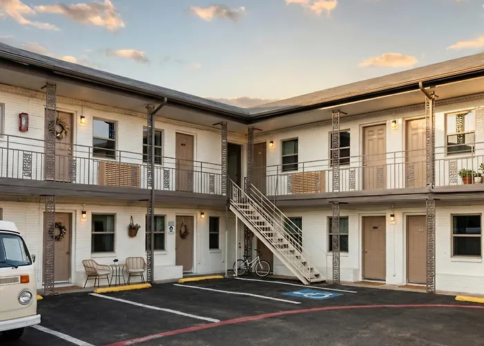 Exclusivo Inn By Oyo Grand Prairie, Tx