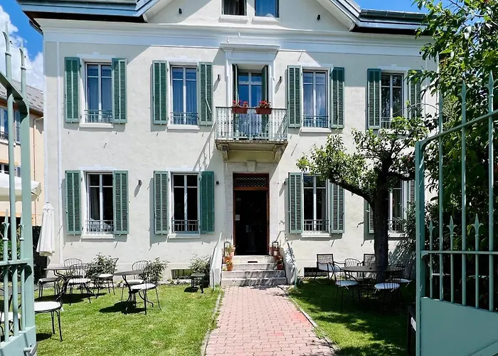 Villa Lorenzo Chambres&Restaurant Barcelonnette Hotel
