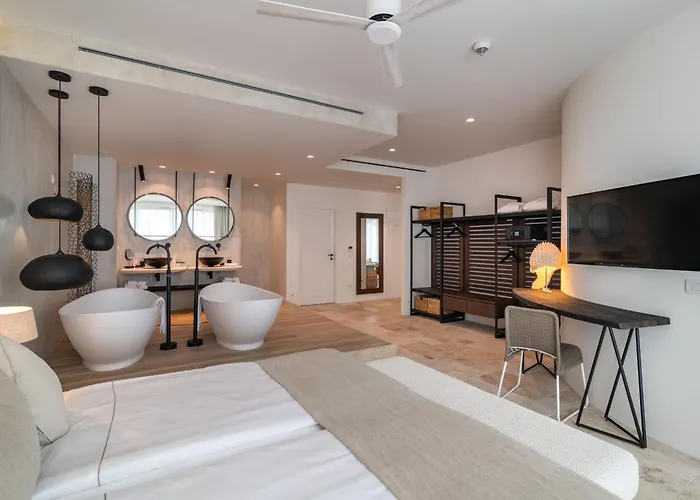 Villa Chinka By Astor Garden Hotel - Adults Only