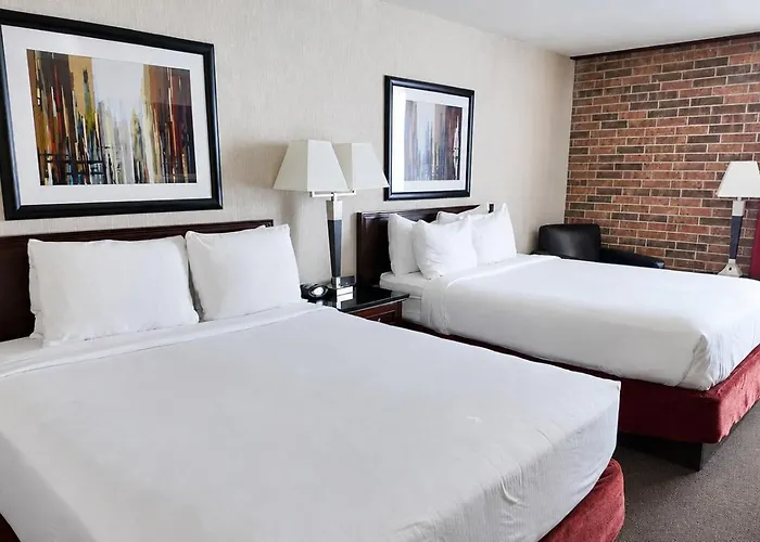 Hotel Lotus Kansas City Merriam