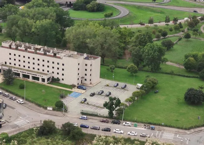 Hotel Puerta Santander