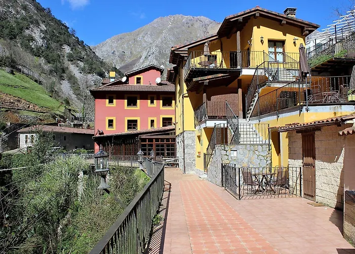 Hotel Puente Vidosa