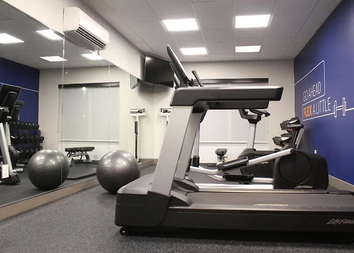 Holiday Inn Express Pembroke By Ihg