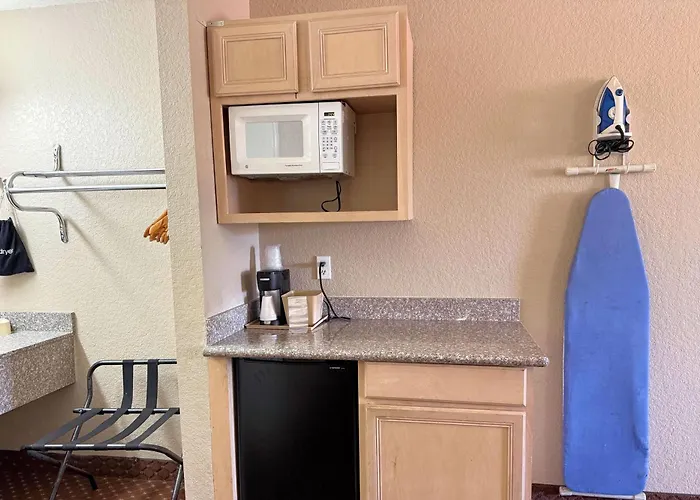 Hill Country Inn & Suites - New Braunfels, Gruene