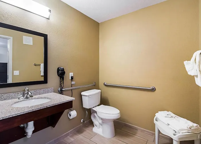 Mainstay Suites - I-94 Medical Center