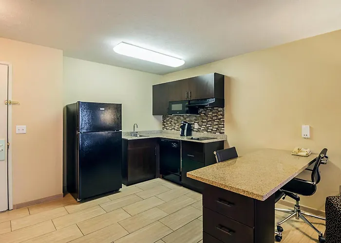 Mainstay Suites - I-94 Medical Center
